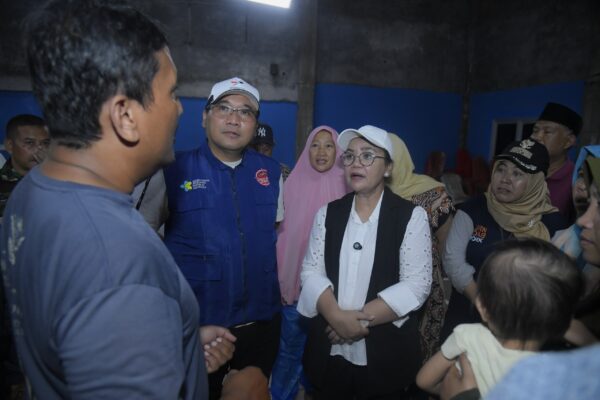 Tinjau Lokasi Pengungsian, Wali Kota Semarang Pastikan Distribusi Bantuan Berjalan Lancar