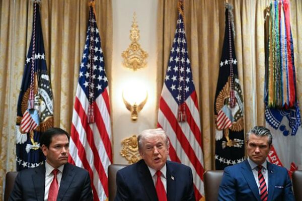 Trump Siapkan Tarif Global 10 Persen Usai Putusan Mahkamah Agung AS