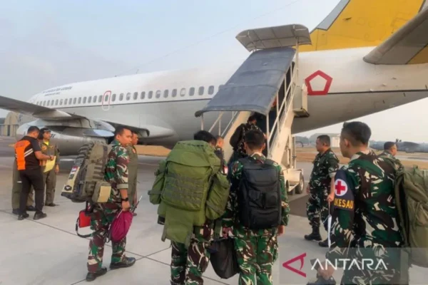 TNI AU Kirim Tenaga Kesehatan untuk Tangani Korban Gempa di NTT